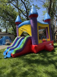 IMG 9741 1752468521 Double Slide Splash Castle